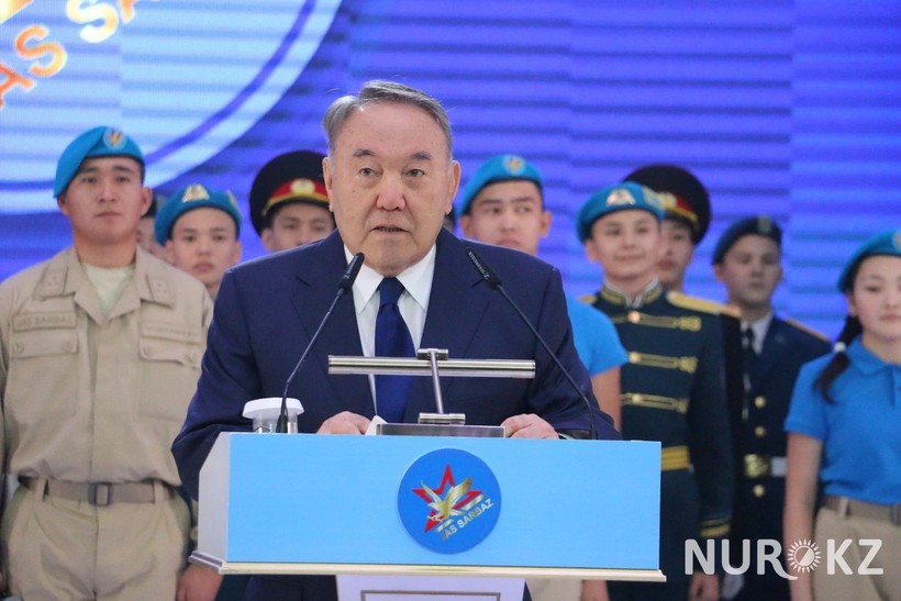 Поздравления Назарбаева С Новым Годом 2021 Видео